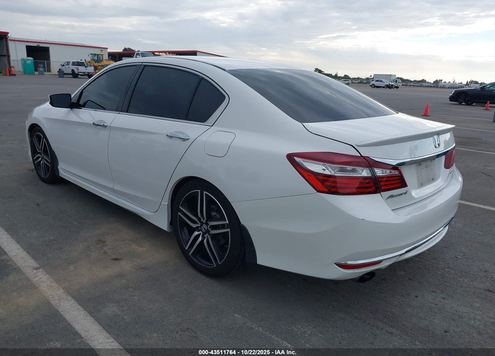 2017 HONDA ACCORD VIN: 1HGCR2F66HA001560