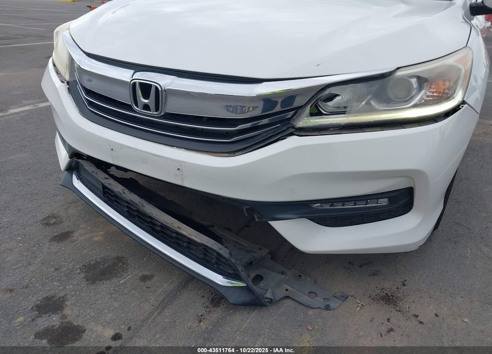 2017 HONDA ACCORD VIN: 1HGCR2F66HA001560