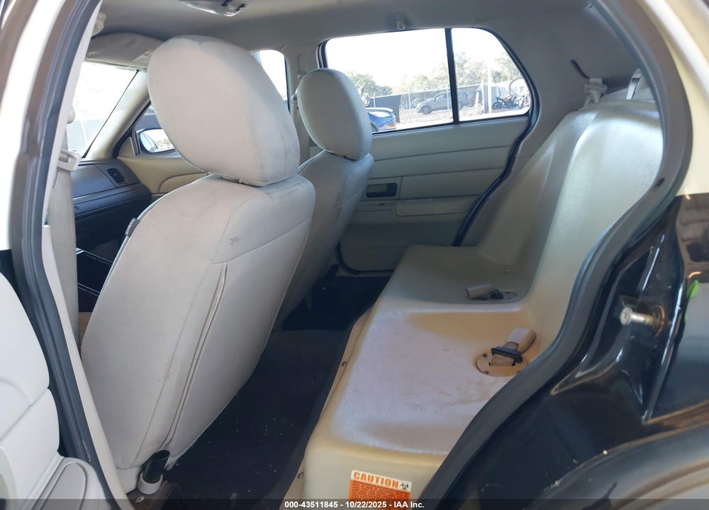 2011 FORD CROWN VICTORIA POLICE INTERCEPTOR VIN: 2FABP7BV4BX131576