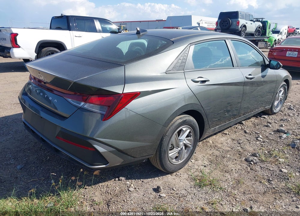 2025 HYUNDAI ELANTRA VIN: KMHLL4DG5SU916781