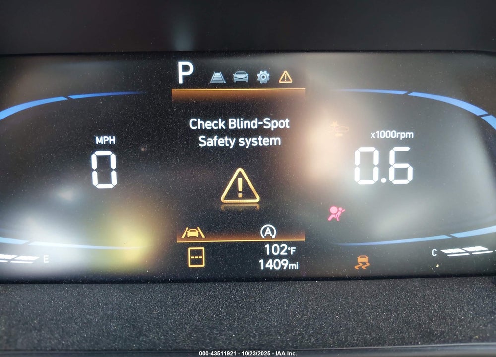 2025 HYUNDAI ELANTRA VIN: KMHLL4DG5SU916781