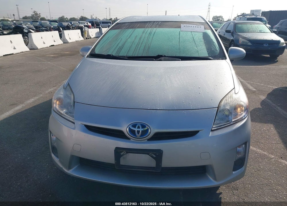 2011 TOYOTA PRIUS TWO VIN: JTDKN3DU5B5295983