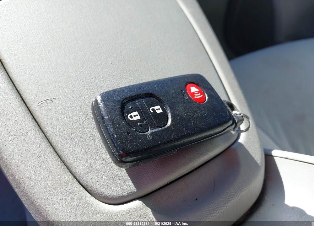 2010 TOYOTA PRIUS VIN: JTDKN3DU3A0112558