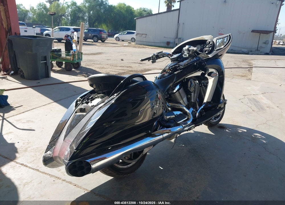 2008 VICTORY MOTORCYCLES VISION VIN: 5VPSD36D883002258