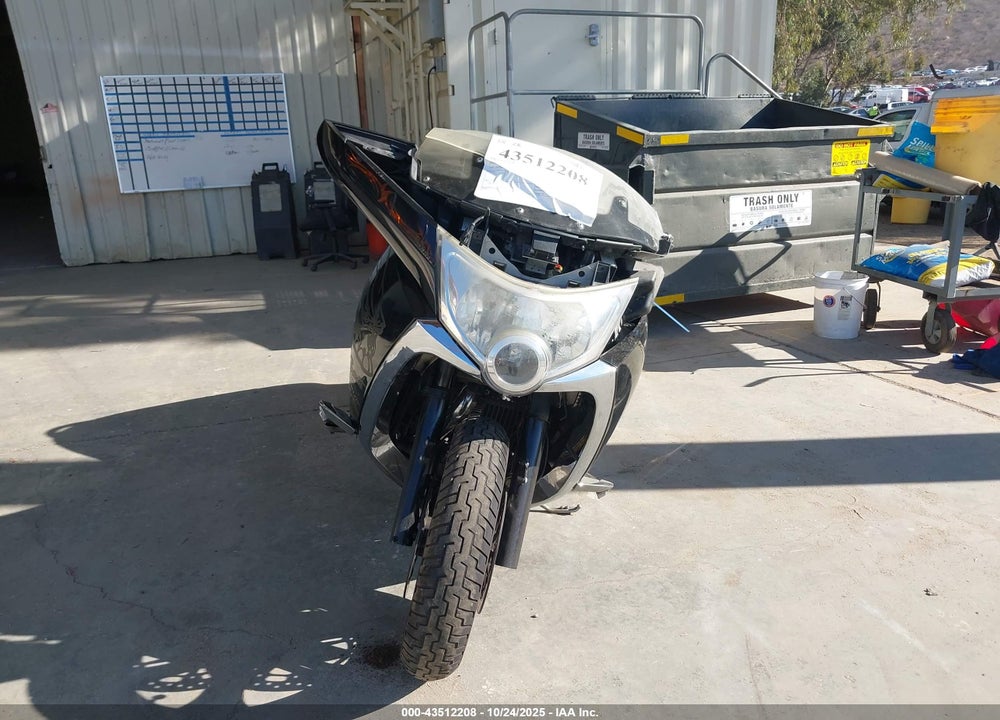 2008 VICTORY MOTORCYCLES VISION VIN: 5VPSD36D883002258