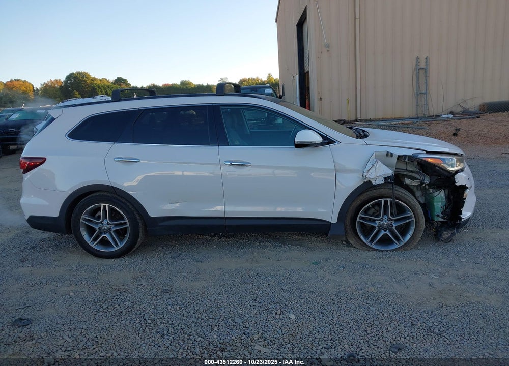 2017 HYUNDAI SANTA FE VIN: KM8SR4HF5HU243916