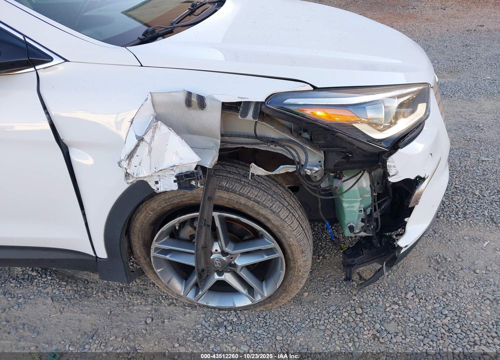 2017 HYUNDAI SANTA FE VIN: KM8SR4HF5HU243916