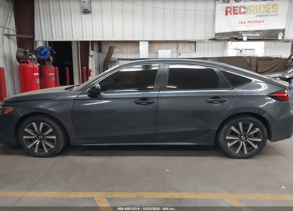 2022 HONDA CIVIC EX-L VIN: 19XFL1H73NE014322