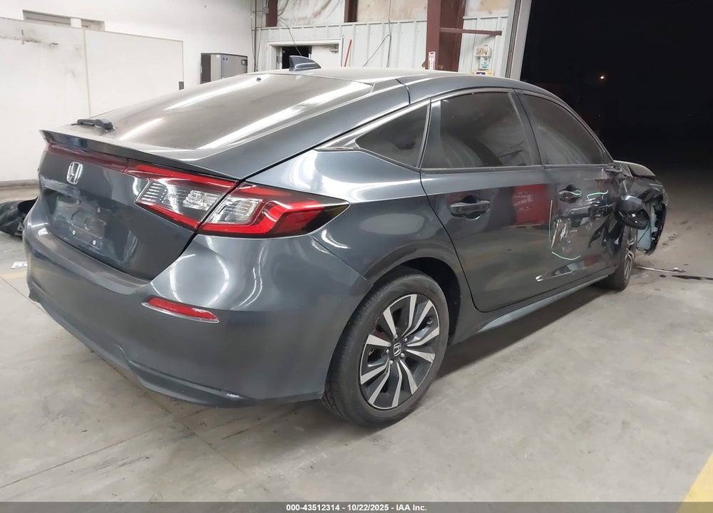 2022 HONDA CIVIC EX-L VIN: 19XFL1H73NE014322
