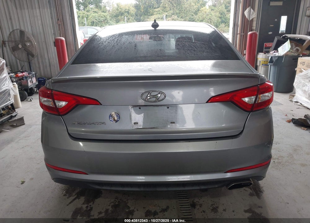 2016 HYUNDAI SONATA SE VIN: 5NPE24AF0GH337582