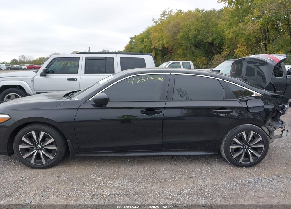 2024 HONDA CIVIC VIN: 2HGFE1F72RH303104