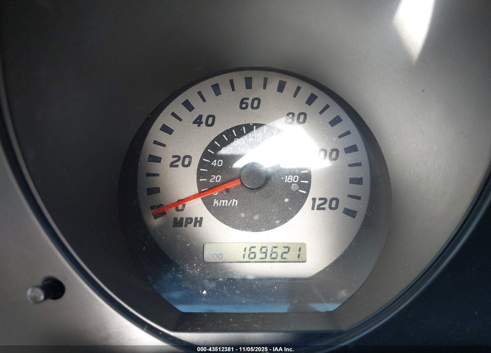2004 NISSAN XTERRA XE VIN: 5N1ED28Y44C609804