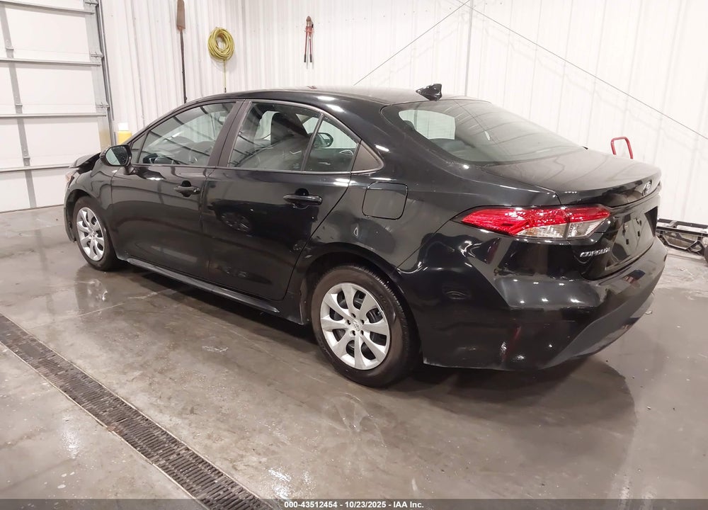 2020 TOYOTA COROLLA LE VIN: 5YFEPRAE3LP093980
