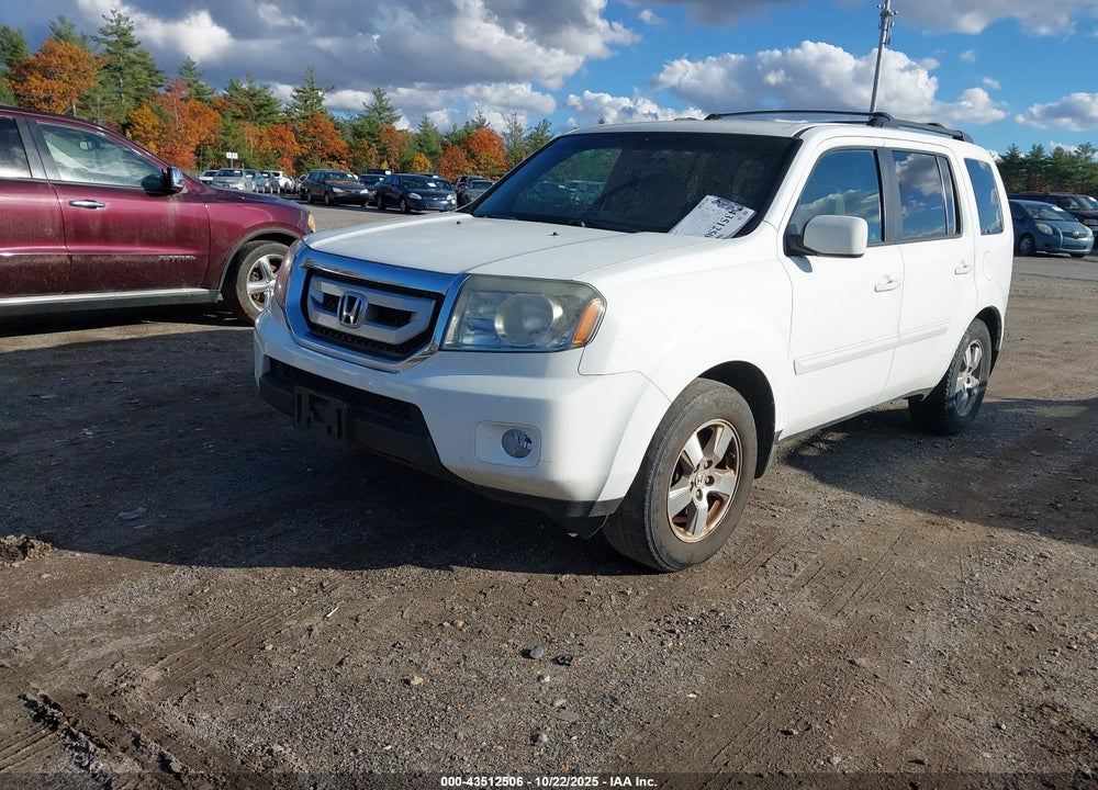 2011 HONDA PILOT EX VIN: 5FNYF4H47BB029242