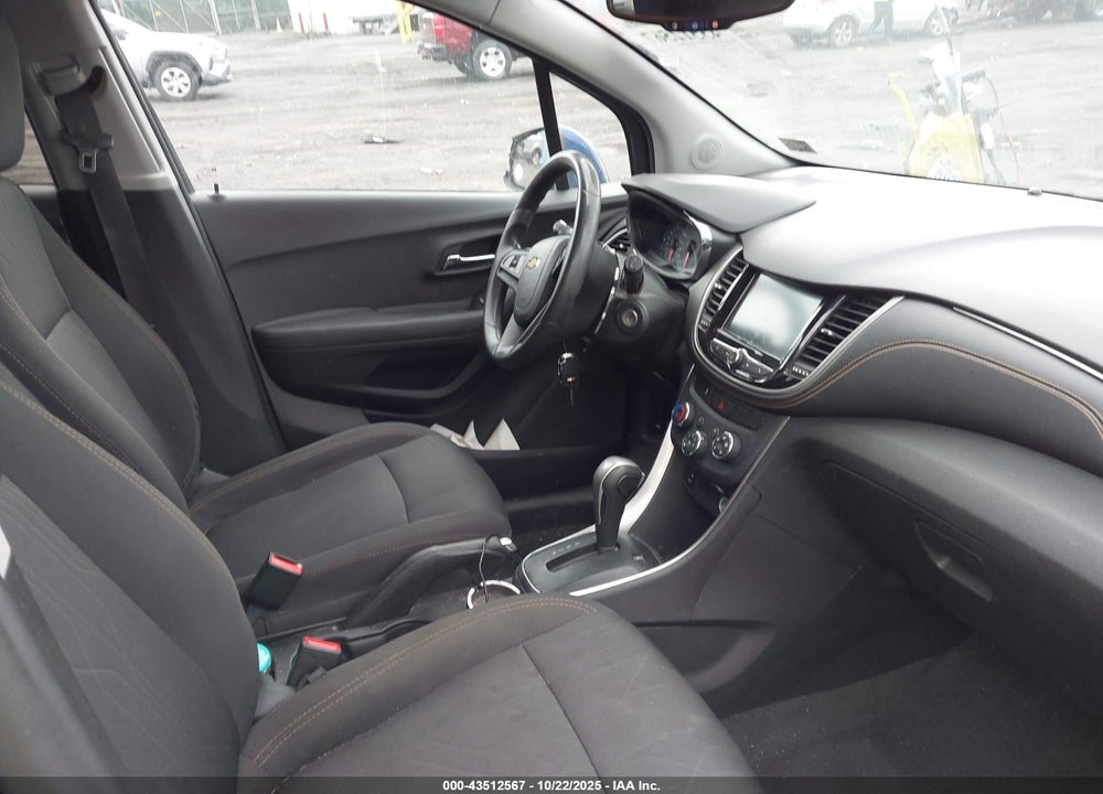 2017 CHEVROLET TRAX VIN: 3GNCJPSB3HL166066