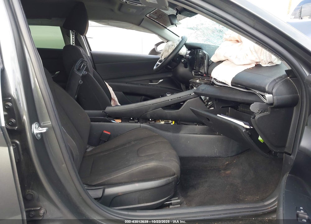 2024 HYUNDAI ELANTRA VIN: KMHLS4DGXRU793010