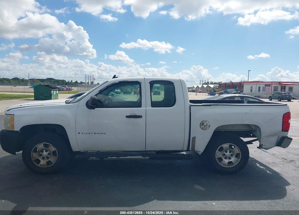 2008 CHEVROLET SILVERADO 1500 WORK TRUCK VIN: 1GCEC19X58Z277902
