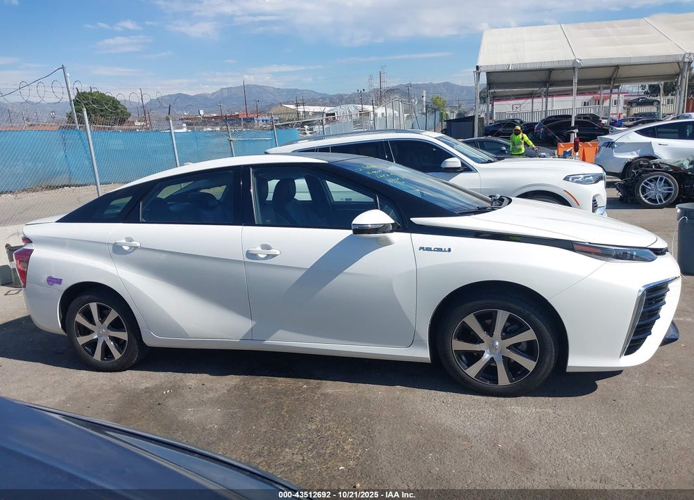 2018 TOYOTA MIRAI VIN: JTDBVRBD9JA005255