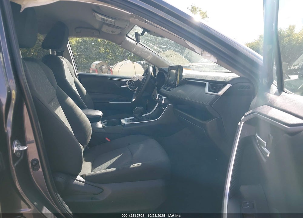2022 TOYOTA RAV4 VIN: 2T3P1RFV7NC282113