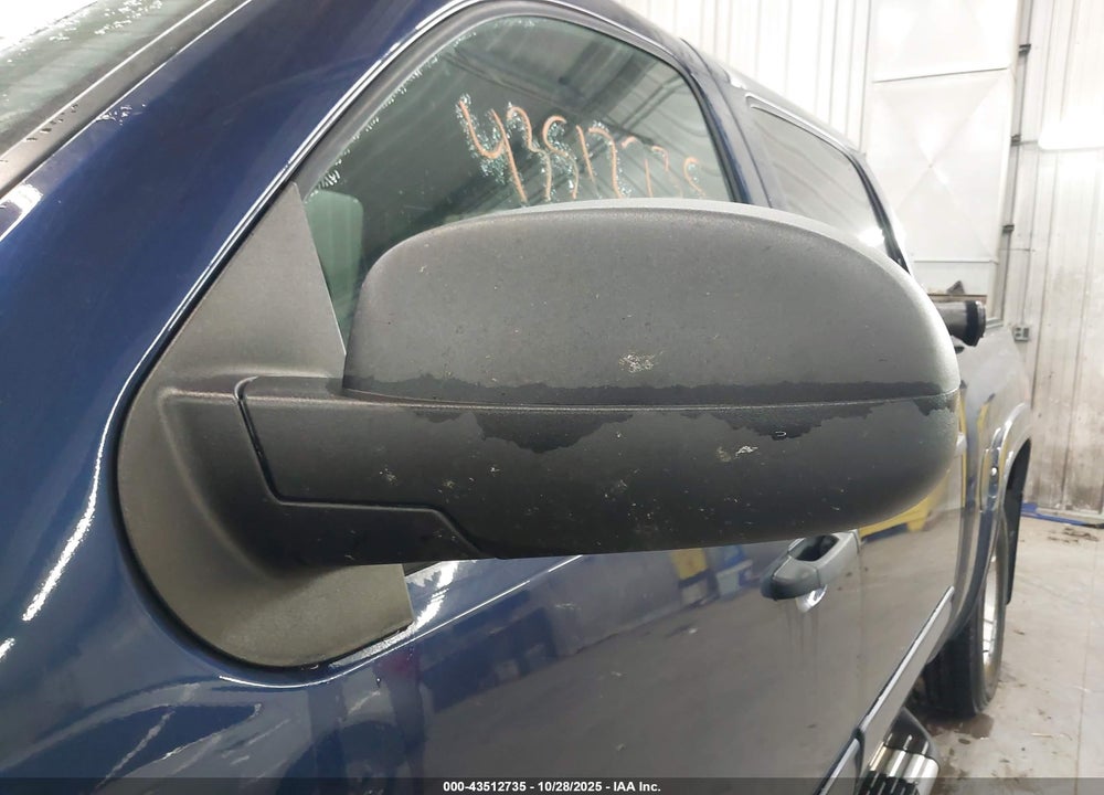 2011 CHEVROLET SILVERADO 1500 LT VIN: 1GCPKSE35BF172550