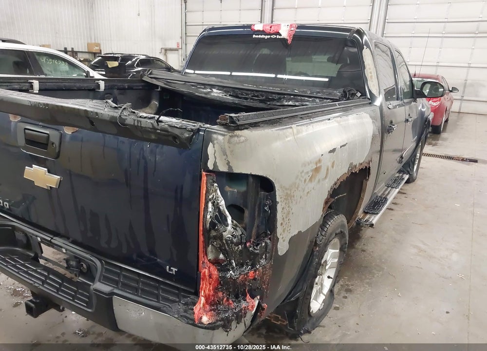2011 CHEVROLET SILVERADO 1500 LT VIN: 1GCPKSE35BF172550