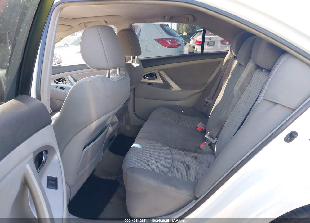 2007 TOYOTA CAMRY SE V6 VIN: 4T1BK46K17U550177