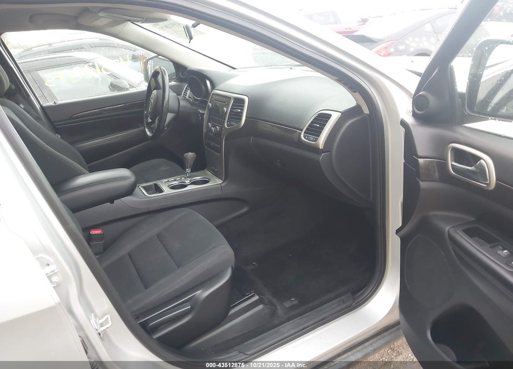 2013 JEEP GRAND CHEROKEE VIN: 1C4RJFAG3DC639741