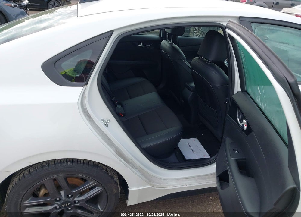 2021 KIA FORTE GT LINE VIN: 3KPF34ADXME310471