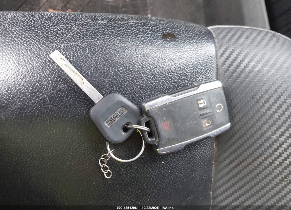 2018 GMC SIERRA 1500 SLT VIN: 3GTU2NEC4JG218158