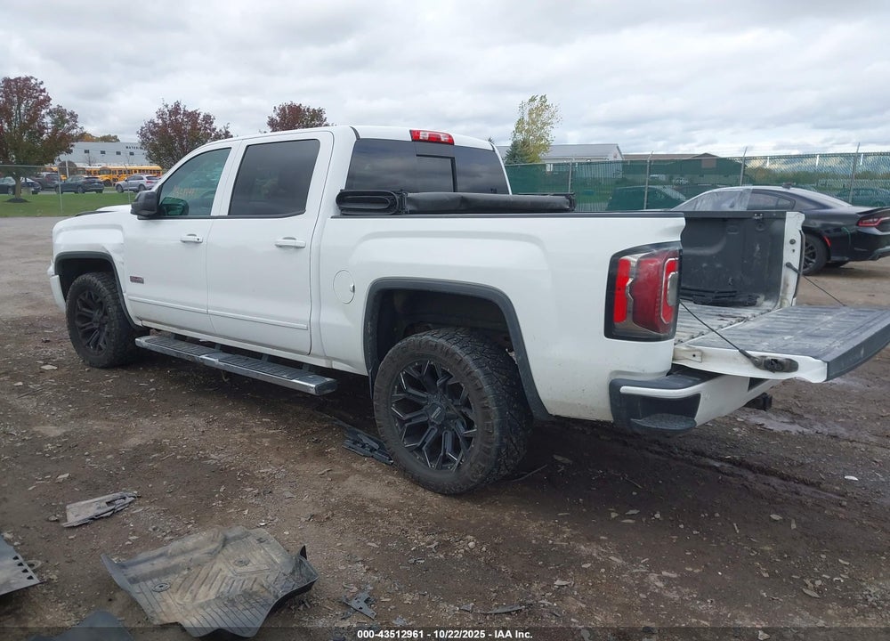 2018 GMC SIERRA 1500 SLT VIN: 3GTU2NEC4JG218158