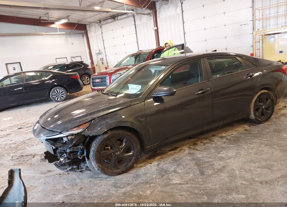 2022 HYUNDAI ELANTRA SEL VIN: 5NPLM4AGXNH053481