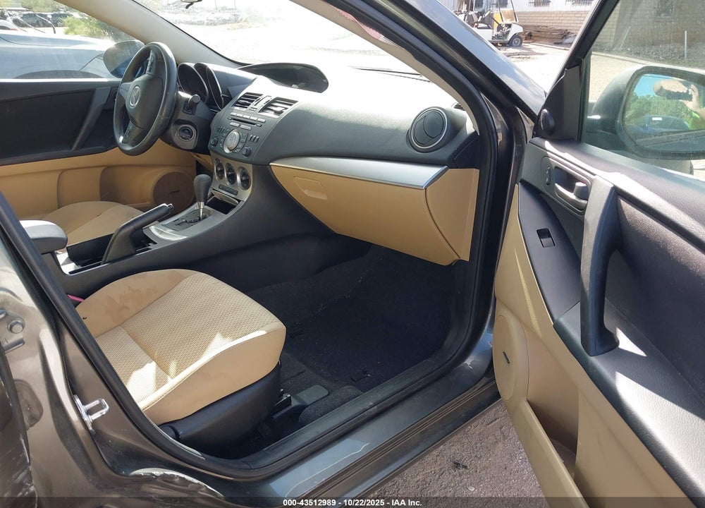 2011 MAZDA 3 I TOURING VIN: JM1BL1VG7B1480112