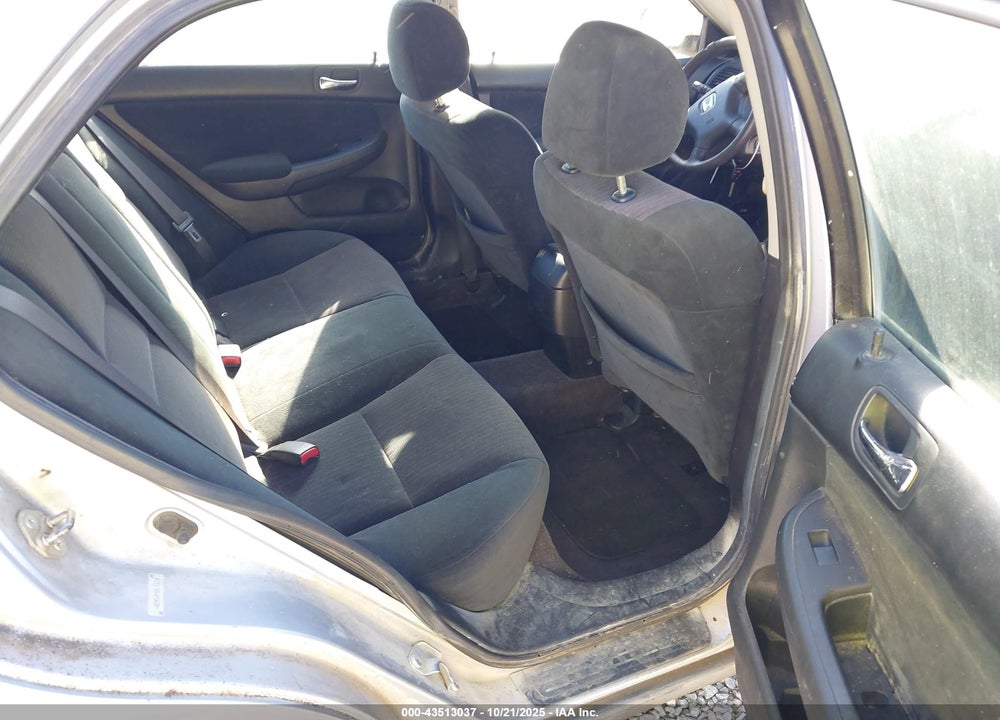 2005 HONDA ACCORD 2.4 LX VIN: 1HGCM56495A193230