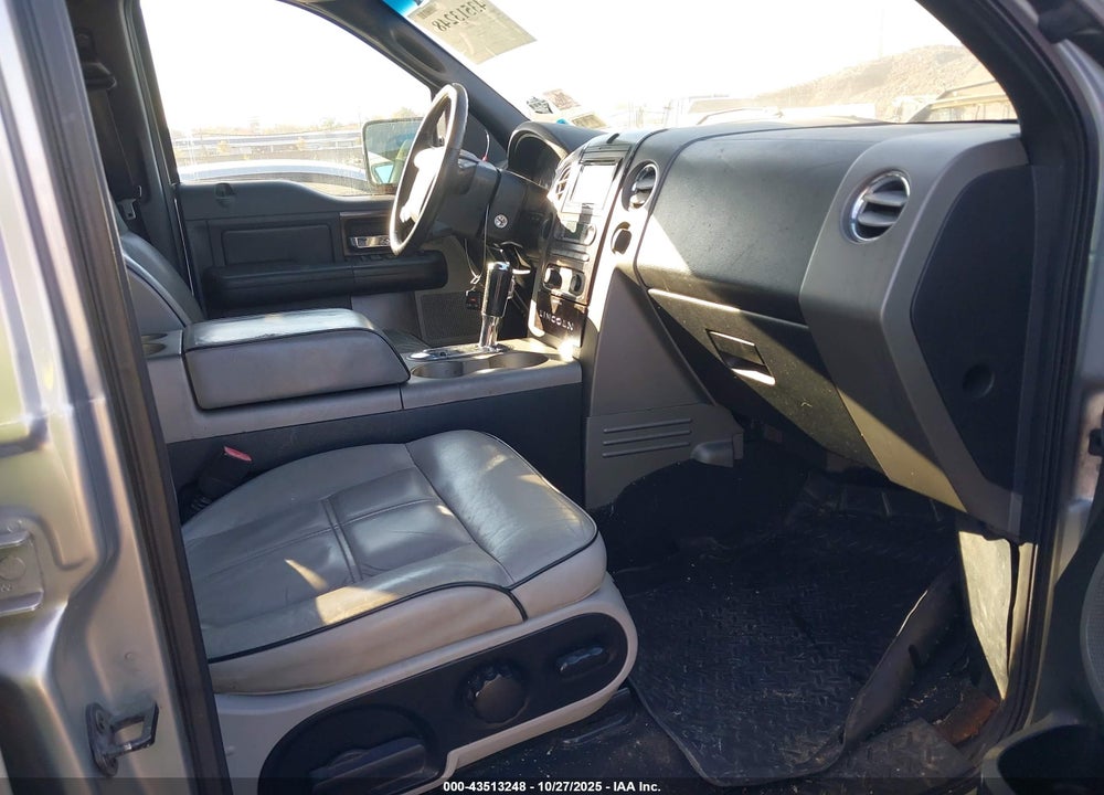 2006 LINCOLN MARK LT VIN: 5LTPW18506FJ21536