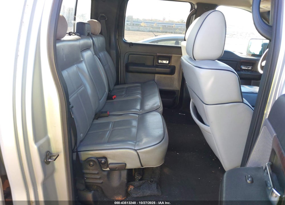 2006 LINCOLN MARK LT VIN: 5LTPW18506FJ21536