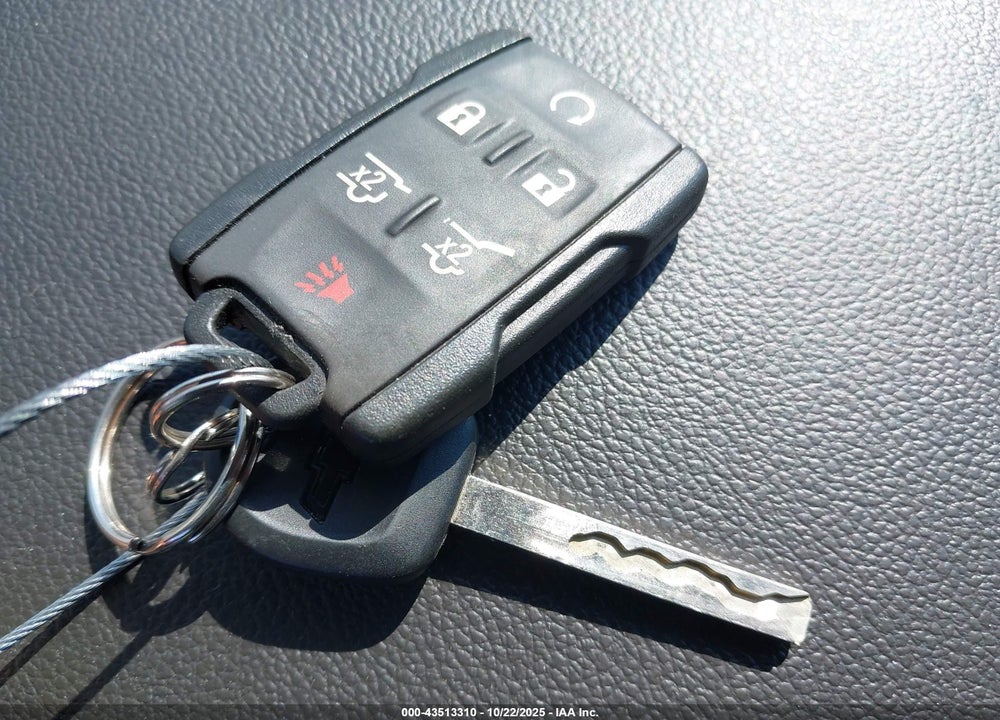 2019 CHEVROLET SUBURBAN LT VIN: 1GNSKHKC1KR348422