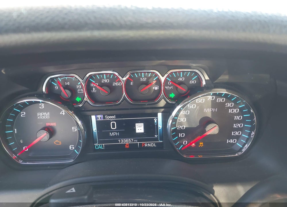 2019 CHEVROLET SUBURBAN LT VIN: 1GNSKHKC1KR348422