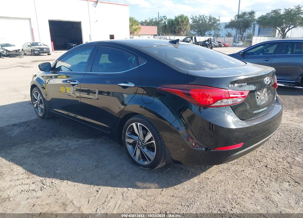 2015 HYUNDAI ELANTRA VIN: 5NPDH4AEXFH624301