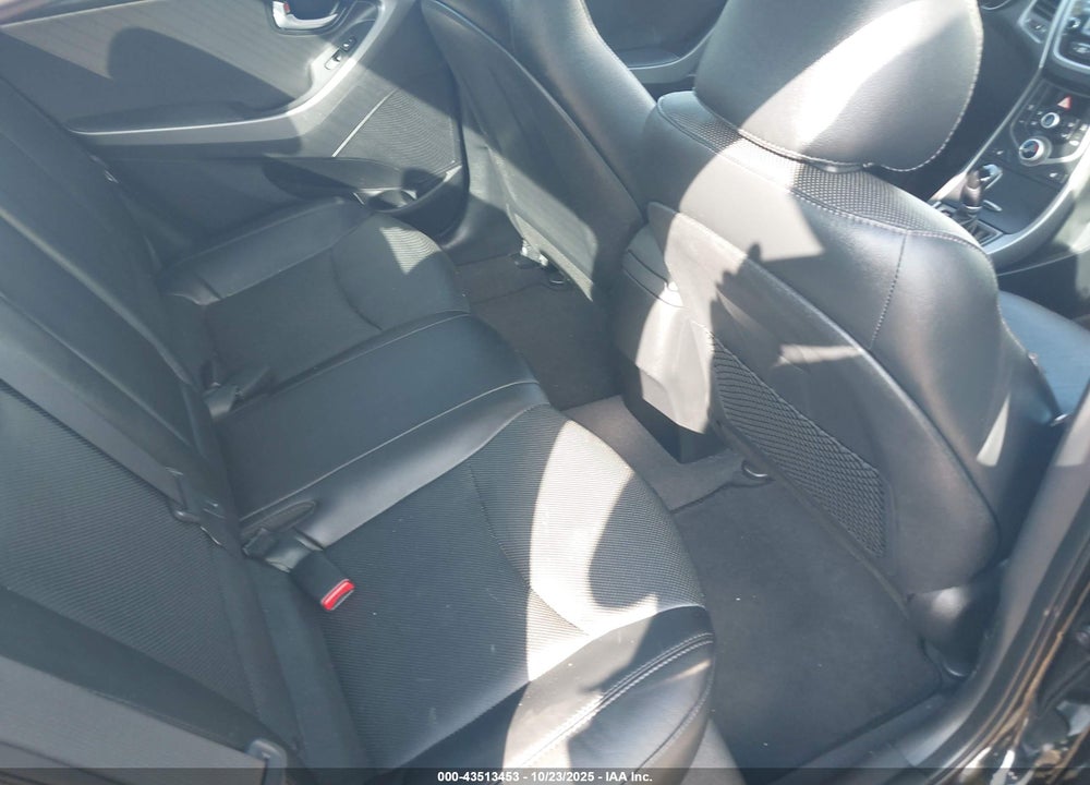 2015 HYUNDAI ELANTRA VIN: 5NPDH4AEXFH624301