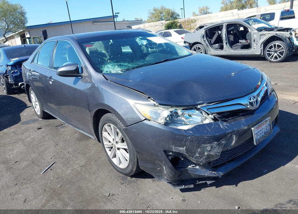 2014 TOYOTA CAMRY XLE V6 VIN: 4T1BK1FK5EU543499