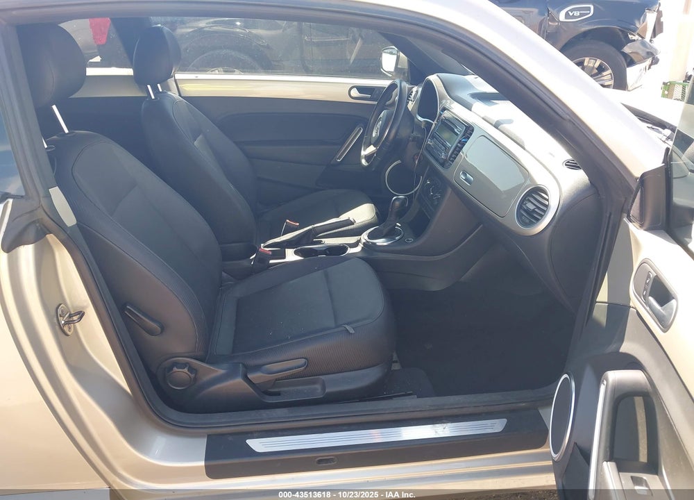 2012 VOLKSWAGEN BEETLE VIN: 3VWJX7AT9CM663969