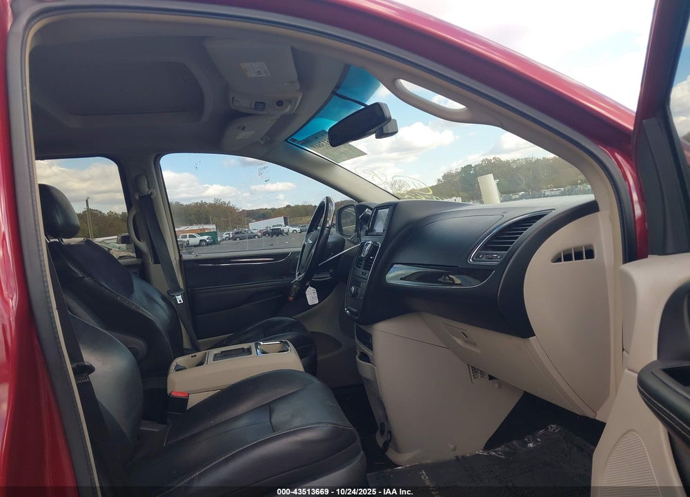 2012 CHRYSLER TOWN & COUNTRY LIMITED VIN: 2C4RC1GG6CR196110