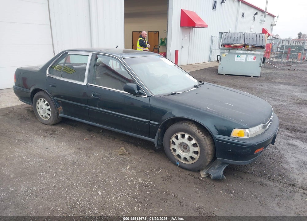 1993 HONDA ACCORD SE VIN: JHMCB7684PC033877