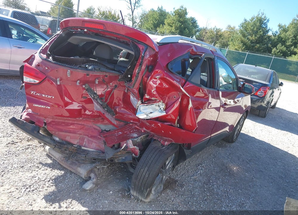 2014 HYUNDAI TUCSON SE VIN: KM8JU3AG8EU896033