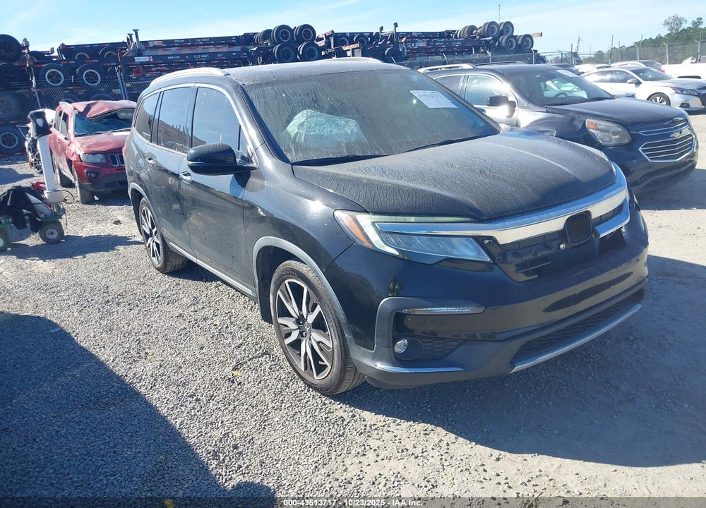 2019 HONDA PILOT TOURING VIN: 5FNYF5H91KB011966