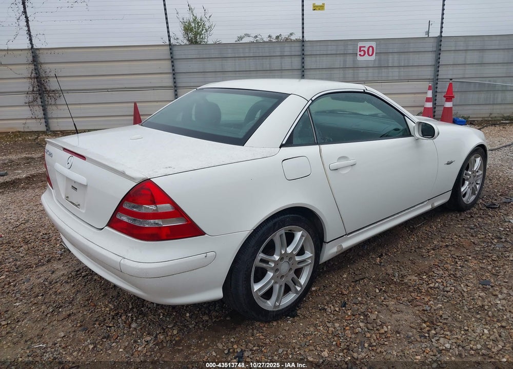 2004 MERCEDES-BENZ SLK 320 VIN: WDBKK65FX4F305803
