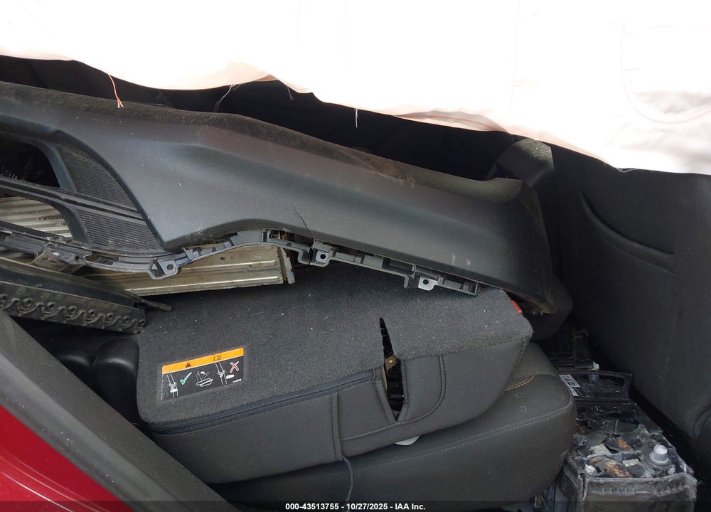 2019 CHEVROLET EQUINOX LT VIN: 2GNAXUEV2K6299746