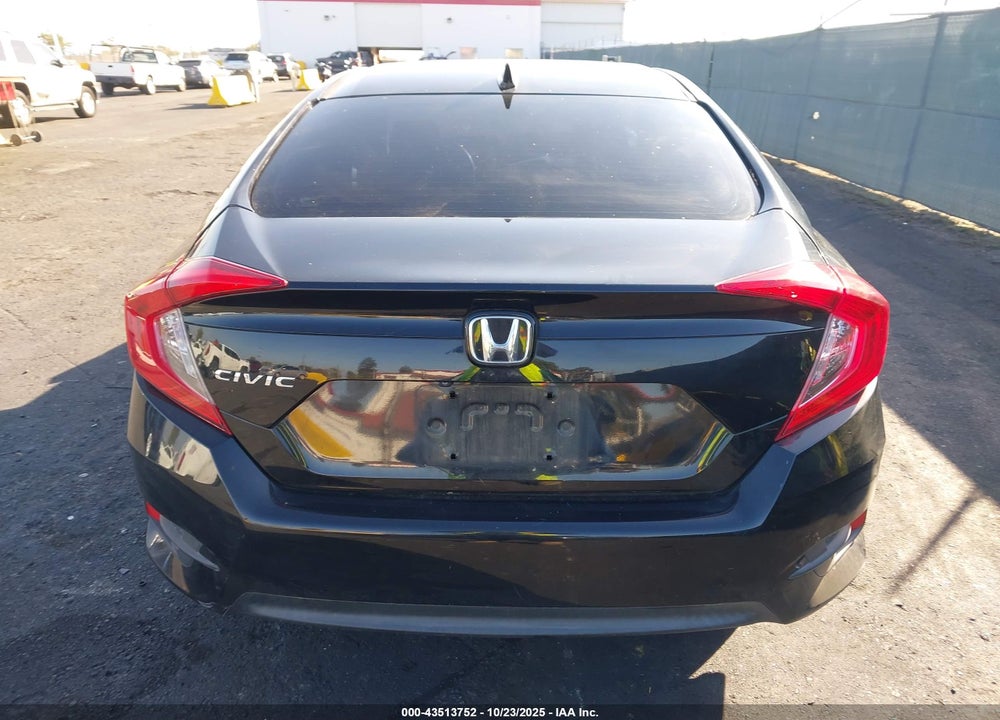 2017 HONDA CIVIC VIN: 2HGFC2F72HH514829