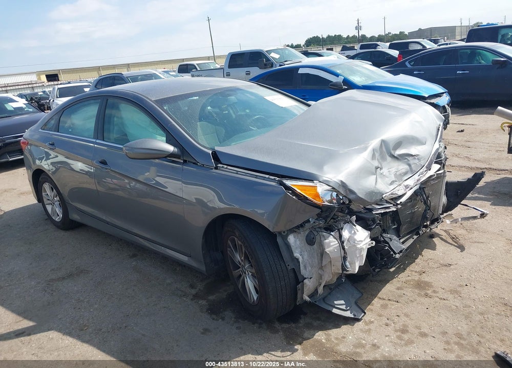 2014 HYUNDAI SONATA GLS VIN: 5NPEB4AC8EH922588