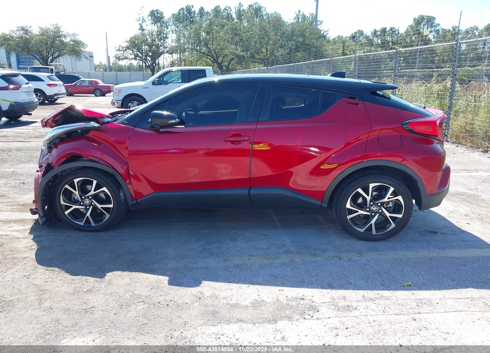 2020 TOYOTA C-HR XLE VIN: JTNKHMBX0L1087461